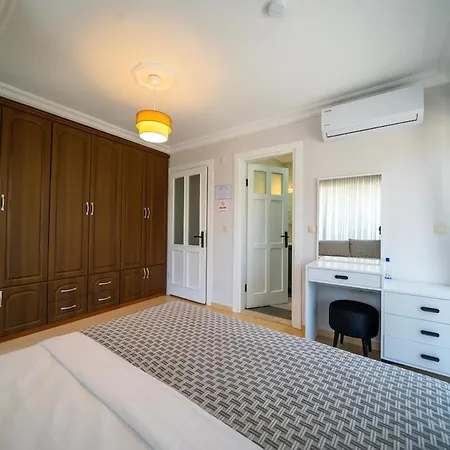 فيلة Necati Bey مرمريس